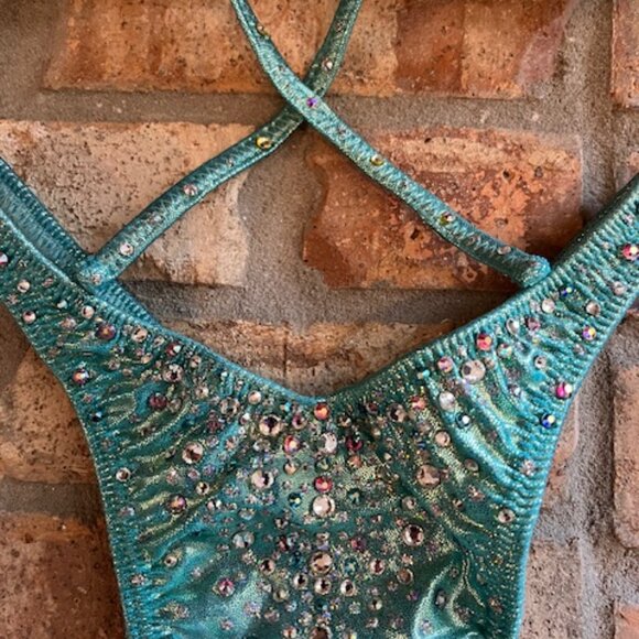 Figure Physique Bodybuilding Contest NPC Competition Posing Suit - Picture 3 of 12